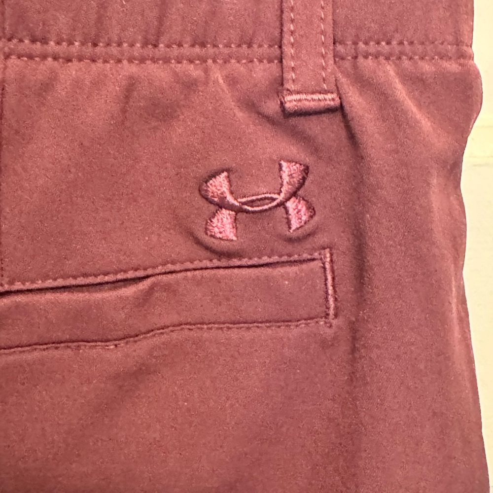 Under Armour Burgundy Shorts - Picture 3 of 4